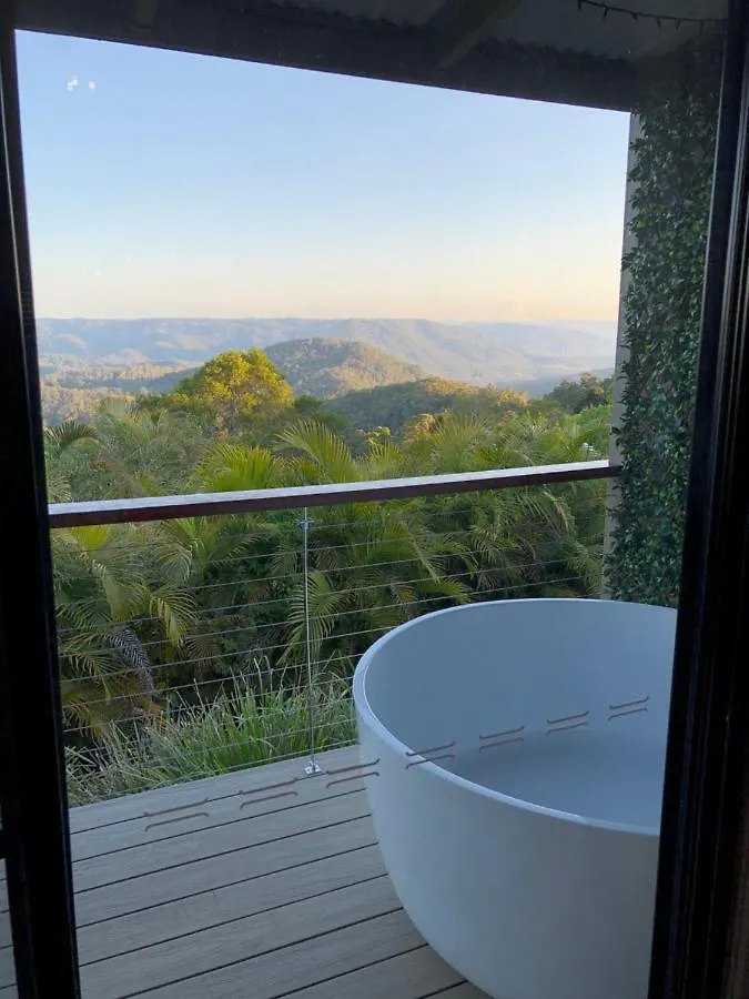Lodge Maleny Luxury Cottages