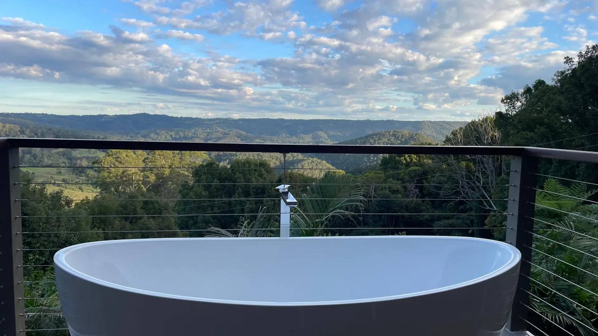 Maleny Luxury Cottages 0*,
