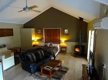 Maleny Luxury Cottages 0*,