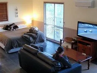 Maleny Luxury Cottages 0*,  Australia