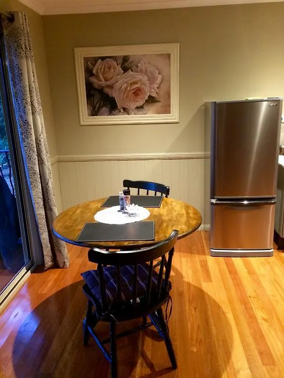 Maleny Luxury Cottages Lodge