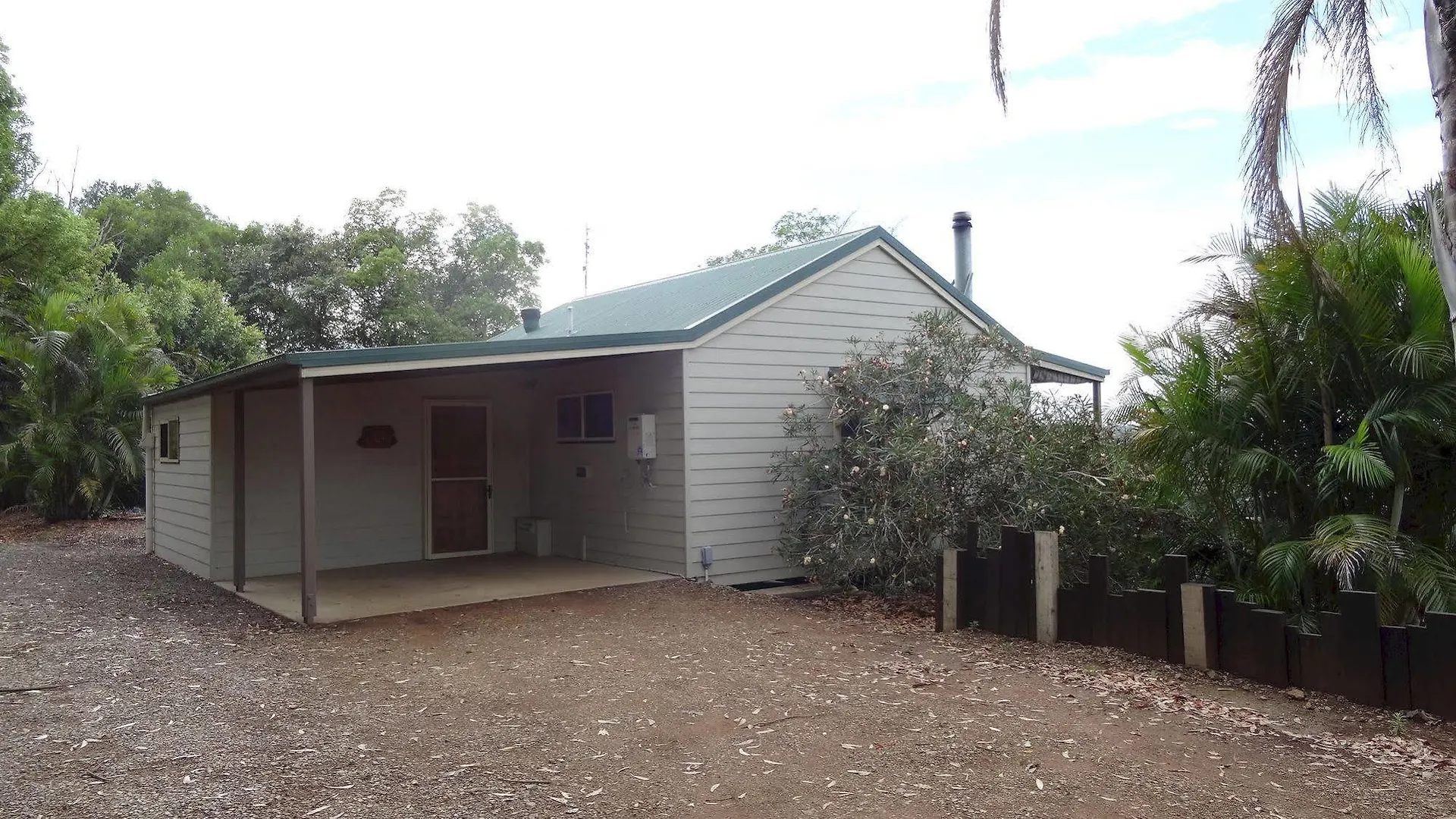 Lodge Maleny Luxury Cottages