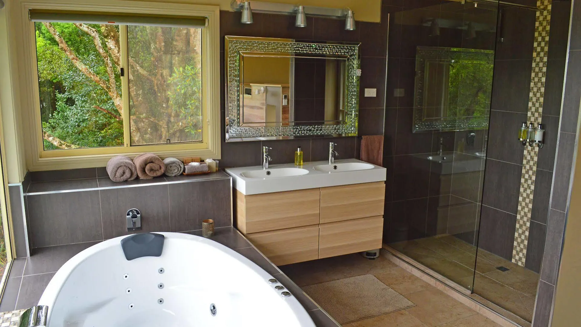Maleny Luxury Cottages Lodge