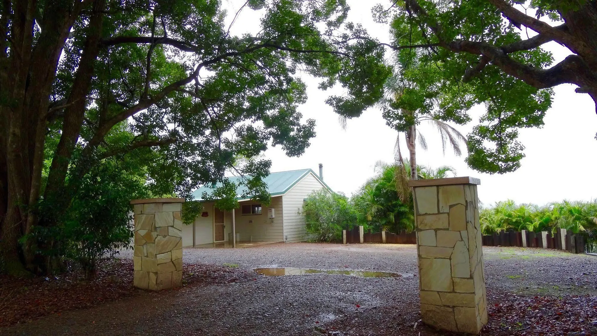 Maleny Luxury Cottages Lodge