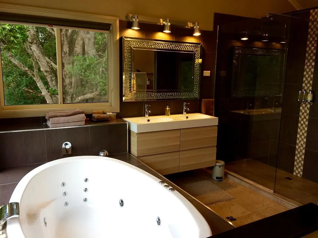 Maleny Luxury Cottages